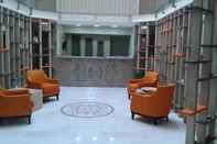 Lobi Atrium Apart Hotel