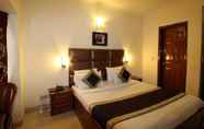 Kamar Tidur 5 Hotel Smart Villa By Royal Collection