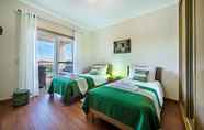 Kamar Tidur 3 O Pomar Apartments by MarsAlgarve