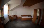 Phòng ngủ 2 Messe-Hotel Waldruhe