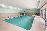 Swimming Pool Hampton Inn & Suites Ruidoso Downs