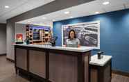 Sảnh chờ 6 Hampton Inn Sikeston