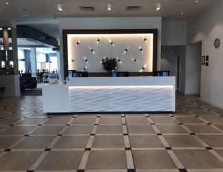 Lobi 2 Hilton Garden Inn Birmingham Airport