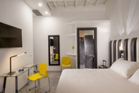 Kamar Tidur GCF Luxury Suites, Guest House