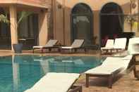 Swimming Pool Villa Dar Manou