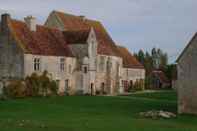 Exterior Le Manoir de la Baronnie