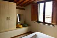 Bedroom AwesHome - Lungarno Bellavista Penthouse