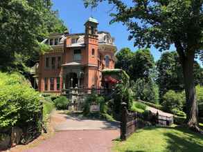 Exterior 4 The Harry Packer Mansion Inn