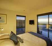 Bedroom 6 Glenburn Coastal Retreat - Adults Only