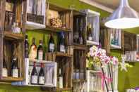 Bar, Cafe and Lounge Albergo Ristorante della Sacra