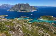 Nearby View and Attractions 4 Lofoten Beach Glamping