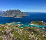 Nearby View and Attractions 4 Lofoten Beach Glamping