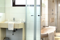 In-room Bathroom Hotel Zur Post