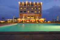 Swimming Pool Regenta Central Hestia Dahej