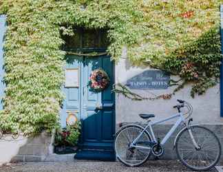 Exterior 2 La Maison Bleue