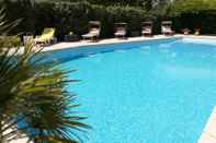 Swimming Pool Hôtel Le Castellan