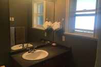 In-room Bathroom Starting Point Family House