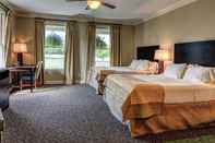 Bedroom The Village at River Landing Cottages