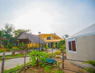 Luar Bangunan 2 Casuarina bay