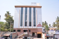 Luar Bangunan Hotel Megharaj