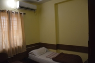 Bilik Tidur Hotel Megharaj