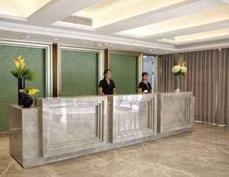 Lobi 2 Shuguang The Hotel V Zhenjiang Jingkou