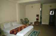 Kamar Tidur 4 Riverside Guest House