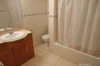 In-room Bathroom Sandi 1 - 5