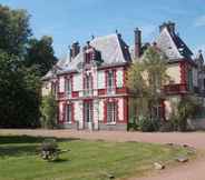 Exterior 2 Chateau des Lys