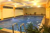 Swimming Pool Hotel Lotus Gems