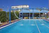 Swimming Pool Hotel Tassoni