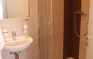 In-room Bathroom 4 Casilino Hotel A24 - Wittenburg