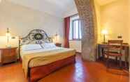 Bedroom 5 Hotel La Pergola