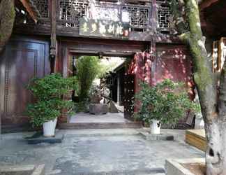 ภายนอกอาคาร 2 Li Jiang Xi Duo Fu Bie Yuan Inn
