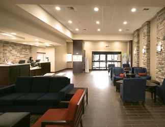 Lobi 2 Comfort Inn & Suites I-90 City Center