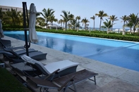 Swimming Pool Condo Peninsula by LATAM Vacation Rentals