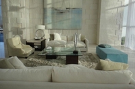 Lobby Condo Peninsula by LATAM Vacation Rentals