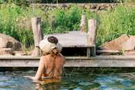 Swimming Pool Manoir de Jouralem