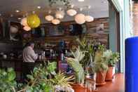 Quầy bar, cafe và phòng lounge El Portazgo Hostal Restaurante