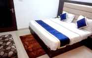 Kamar Tidur 2 Hotel Katra Residency