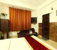 Bedroom 7 Hotel Katra Residency