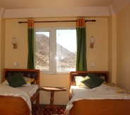 Bedroom 6 Thanka Inn Gokyo