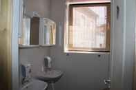 In-room Bathroom Hostel Timun - Adults Only