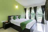Bilik Tidur Treebo Trend Laa Gardenia Resort With Mountain View