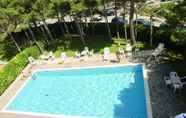 Kolam Renang 6 Lignano Exclusive With Pool