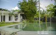 Swimming Pool 4 Meadow Villa - Galle