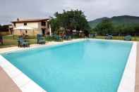 Swimming Pool Agriturismo Pian Perugino