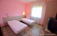 Bedroom 2 Villa a Lignano Riviera with air conditioning