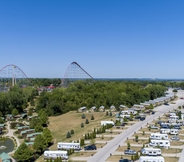 Nearby View and Attractions 2 Worlds of Fun Village