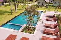 Swimming Pool Evergreen Kohchang Resort